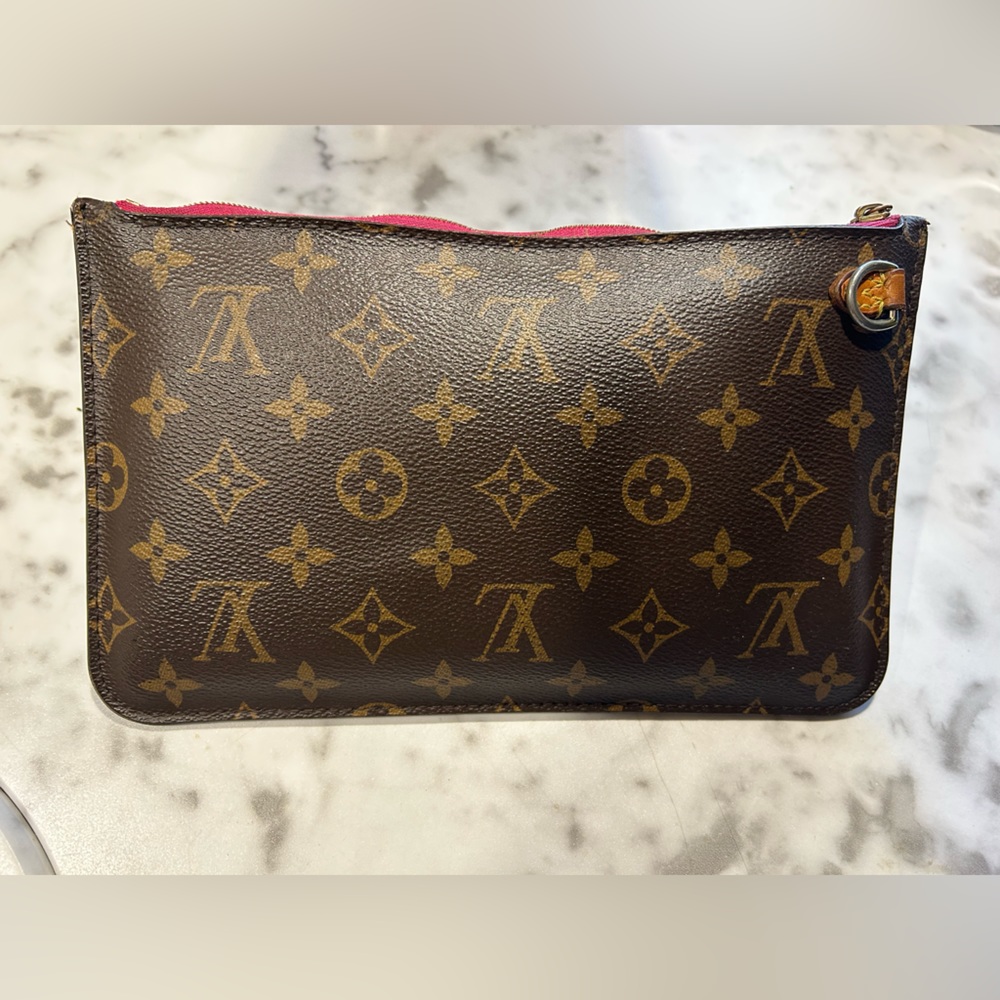 Louis Vuitton Pochette from Neverfull PM